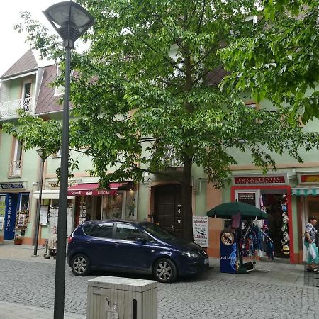 Violetta Apartmanlakas Hévíz Εξωτερικό φωτογραφία